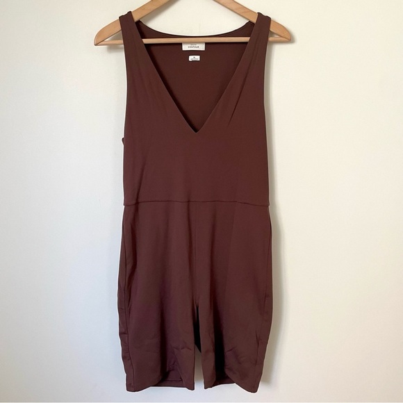 Aritzia Babaton Contour V-neck Romper Brown Size Extra Large - Picture 7 of 11